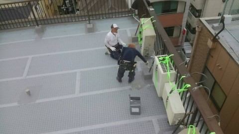 大阪市 屋上防水改修工事 施工中
