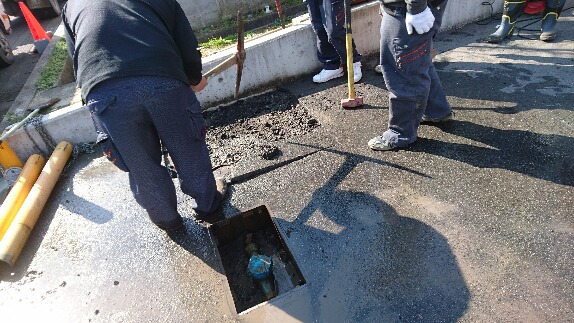和泉市 某会社駐車場 アスファルト舗装工事